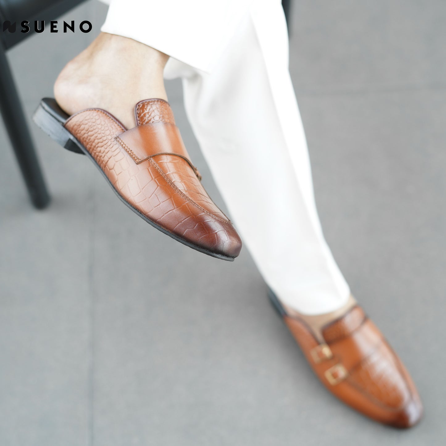 Men's D.monk Half Shoe.