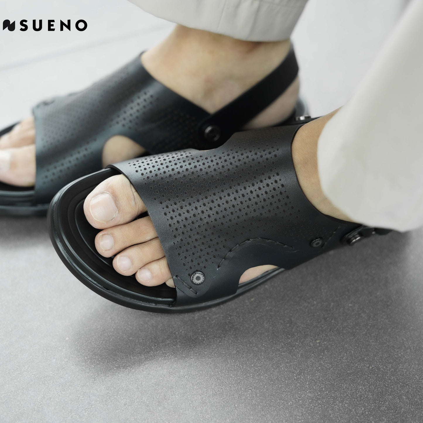 MEN'S SANDAL