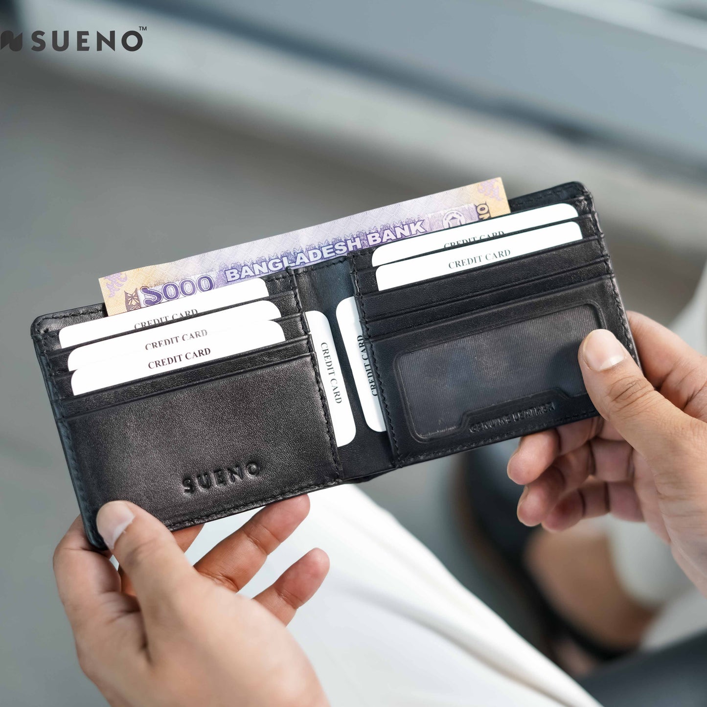 Classic Bi-Fold Wallet and Key Chain Gift Set