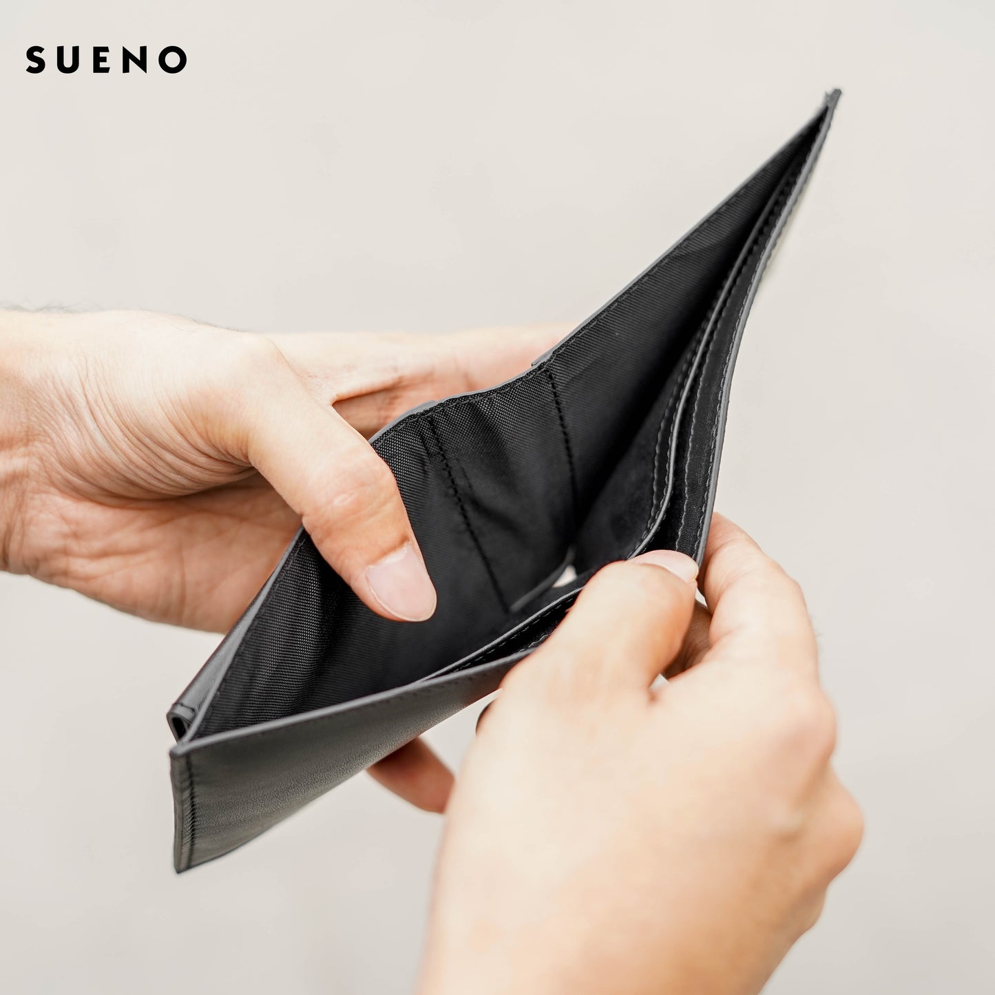 Bi-fold Wallet