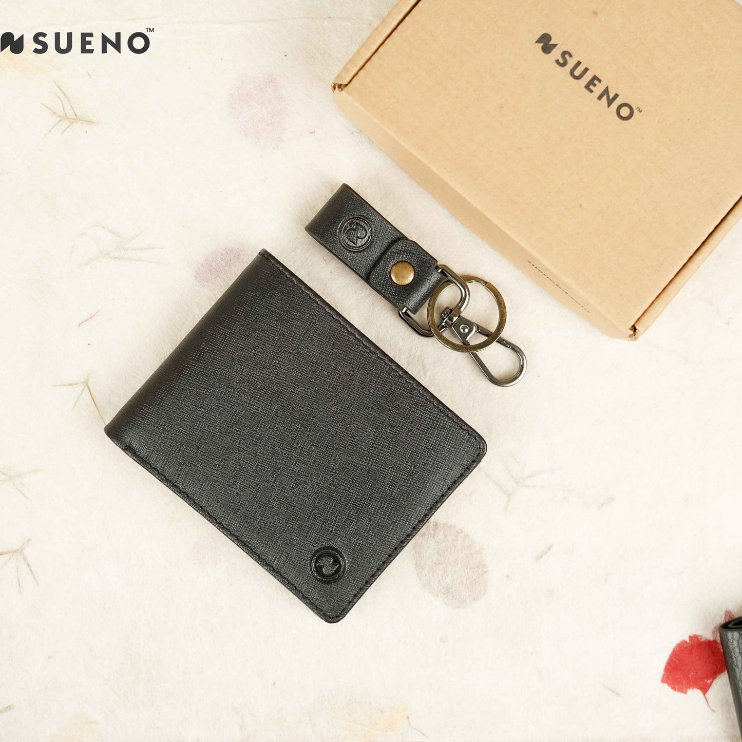 Classic Bi-Fold Wallet and Key Chain Gift Set