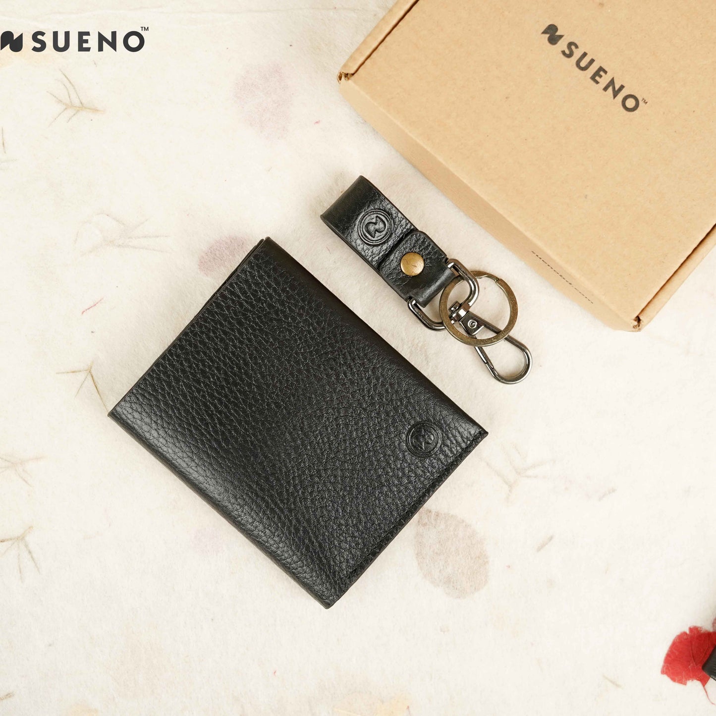 Minimalist Wallet and Key Chain Gift Set
