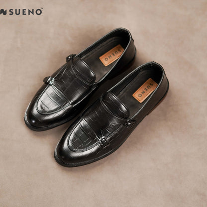 Men’s Double-monk Croco Texture Shoe