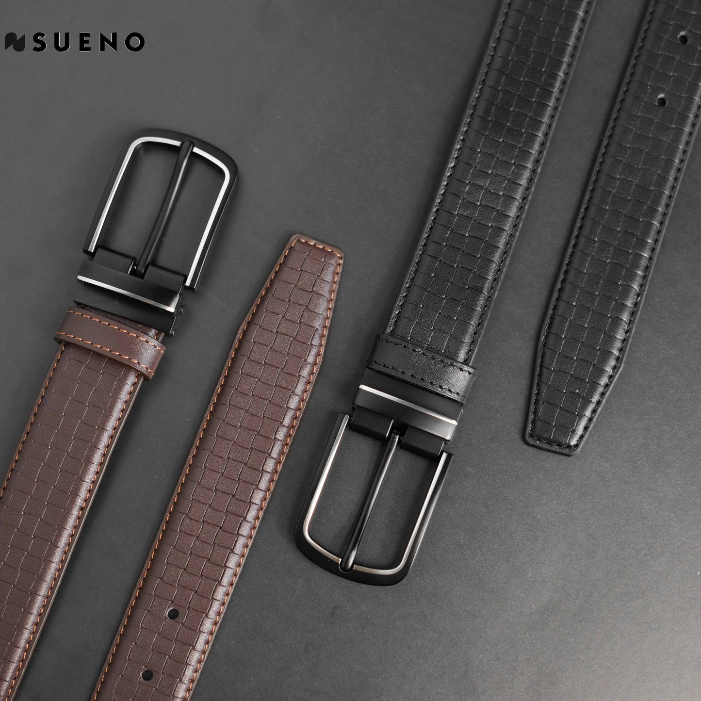 Men's Signture Leather Belt.