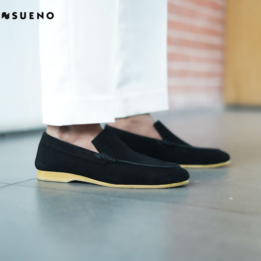 Men's Suede Moc Toe Loafer