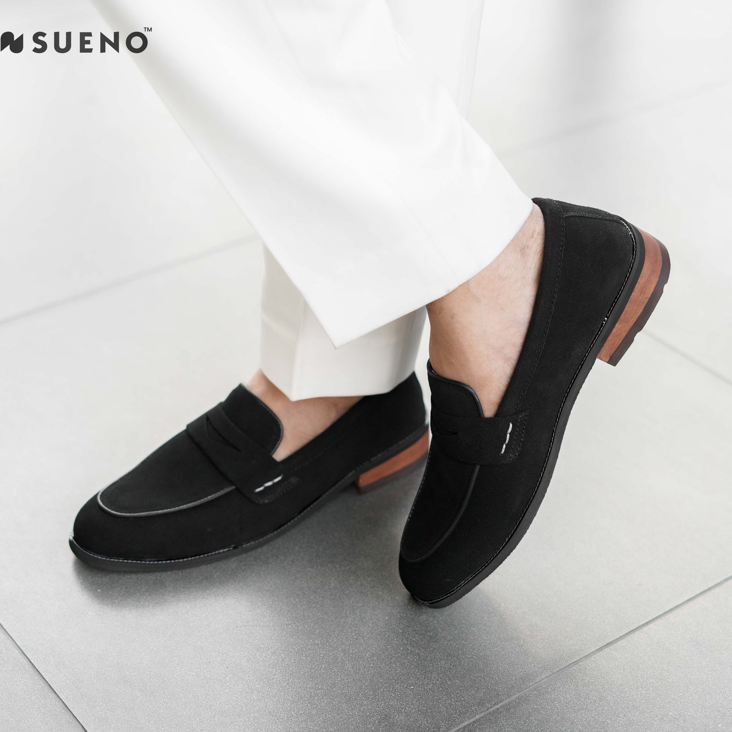 Men's Suede Penny Loafer