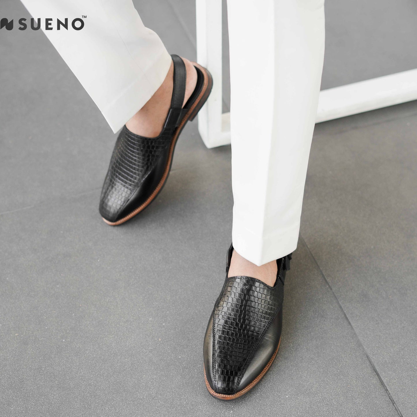 Men's Sandal Shoe With Belt